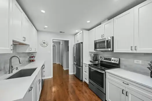 1125 Lake Cook RD #505E, Northbrook, IL 60062