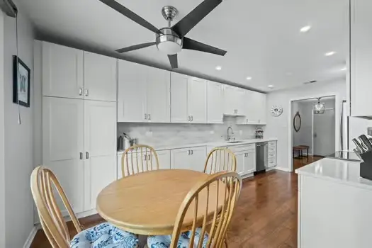 1125 Lake Cook RD #505E, Northbrook, IL 60062