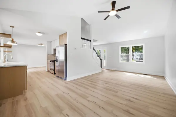 1359 Auburn AVE, Naperville, IL 60565