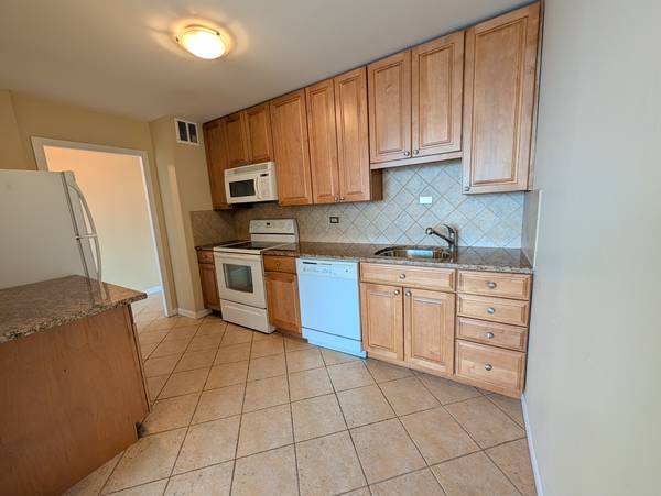 5455 N Sheridan RD #3103, Chicago, IL 60640