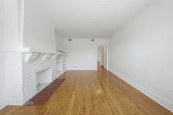 7741 S Yates BLVD, Chicago, IL 60649