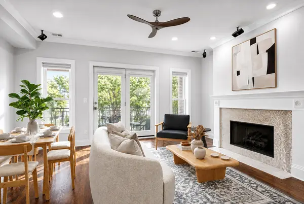 409 W North AVE #2E, Chicago, IL 60610