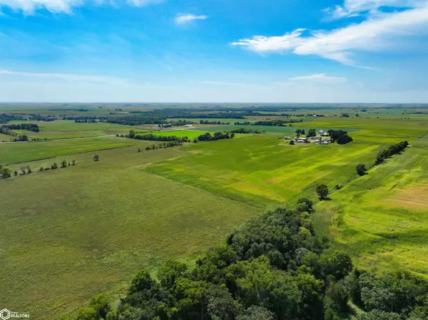 110th AVE, Dundee, IA 52038