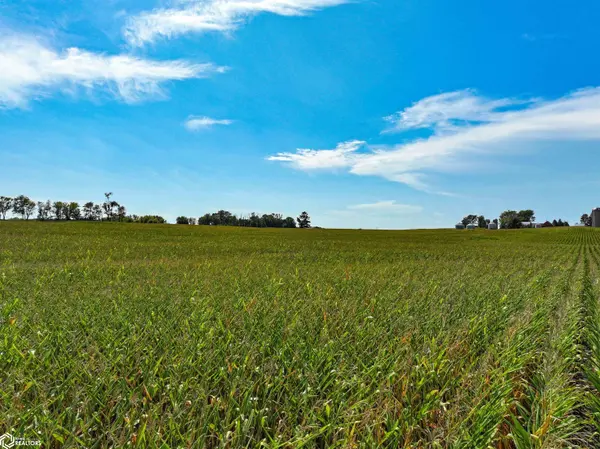 110th AVE, Dundee, IA 52038