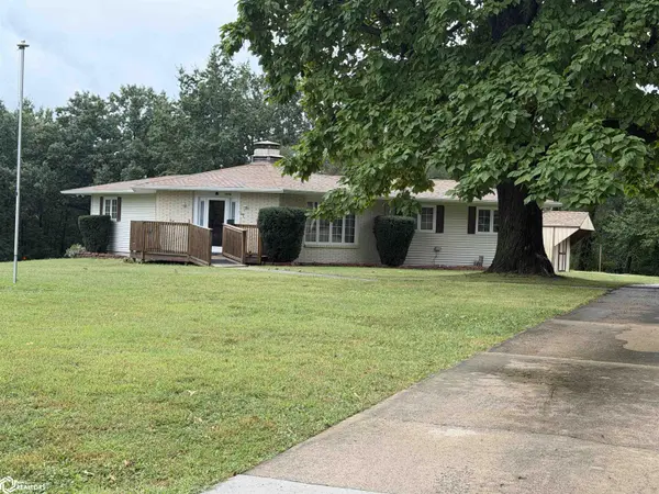 1316 Rock Valley Road, Centerville, IA 52544
