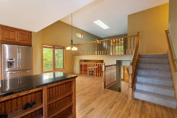 17388 Jaguar PATH, Lakeville, MN 55044
