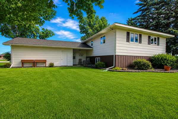 913 1st AVE SE, Long Prairie, MN 56347