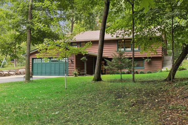 16609 Hidden Valley RD, Minnetonka, MN 55345