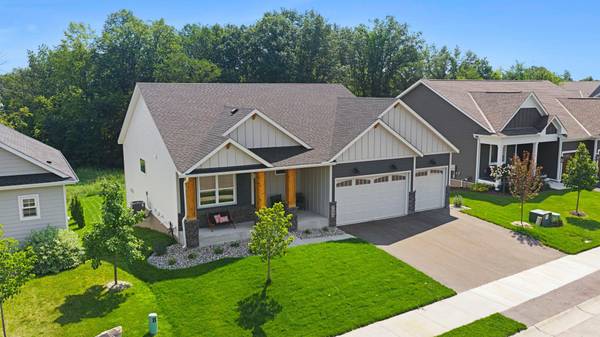 437 Sienna DR, Watertown, MN 55388