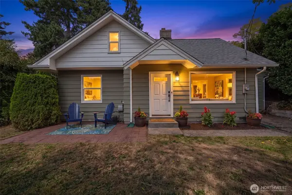320 NE 156th ST, Shoreline, WA 98155