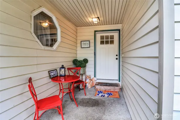 3073 Carpenter Hills LOOP SE, Lacey, WA 98503