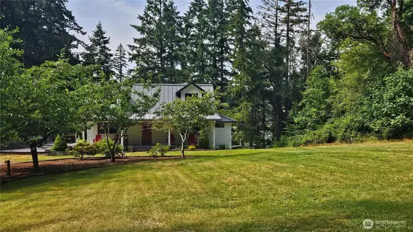 16409 Hoff RD NW, Lakebay, WA 98349