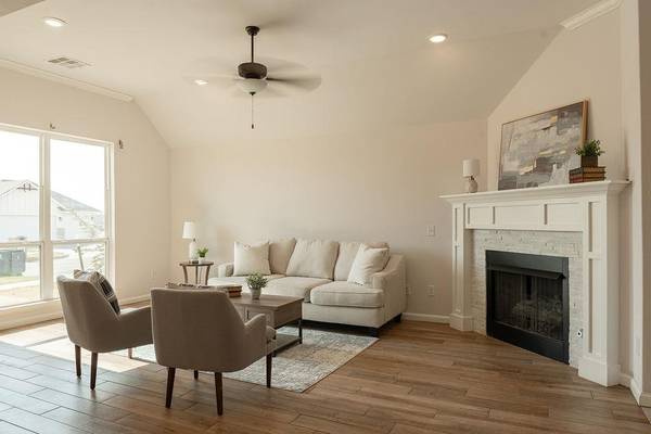 18340 Autumn Grove DR, Edmond, OK 73012