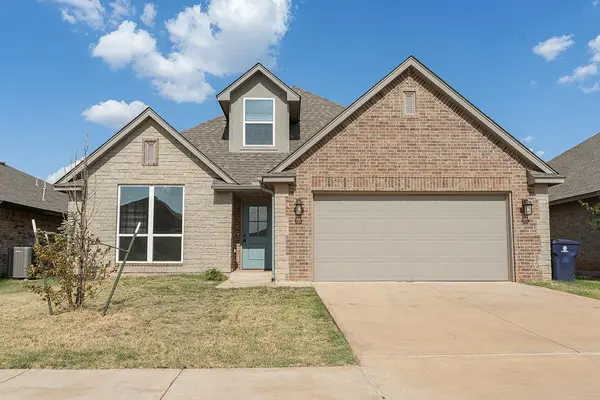 18340 Autumn Grove DR, Edmond, OK 73012