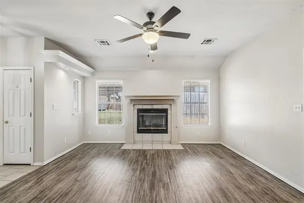 620 NW 21st ST, Moore, OK 73160