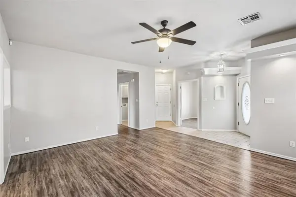 620 NW 21st ST, Moore, OK 73160