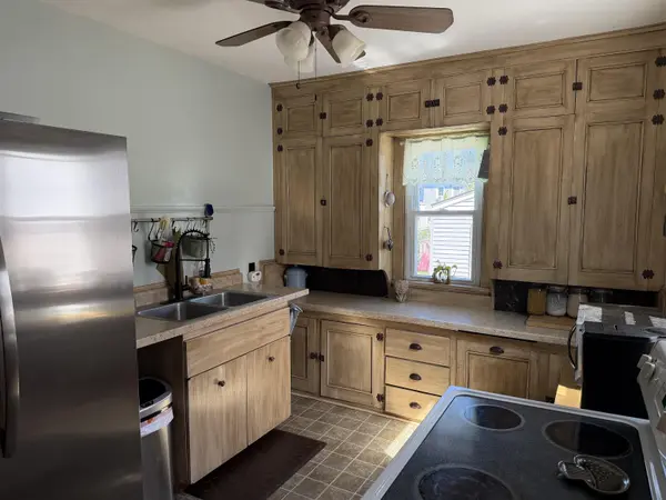 328 OAK ST, Menasha, WI 54952