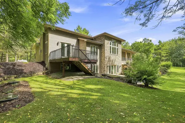 9818 DECKER RD, Reedsville, WI 54230