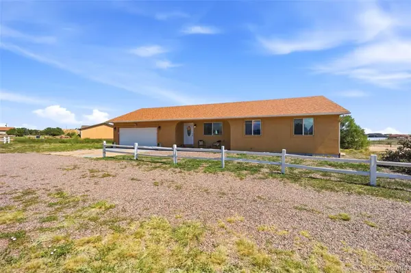 1218 E Onizuka LN, Pueblo West, CO 81007
