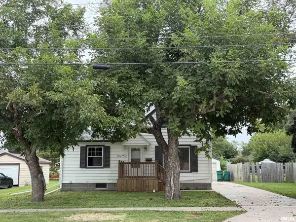 971 S FARNHAM ST, Galesburg, IL 61401
