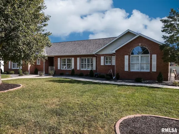 1803 Reveille RD, Marion, IL 62959