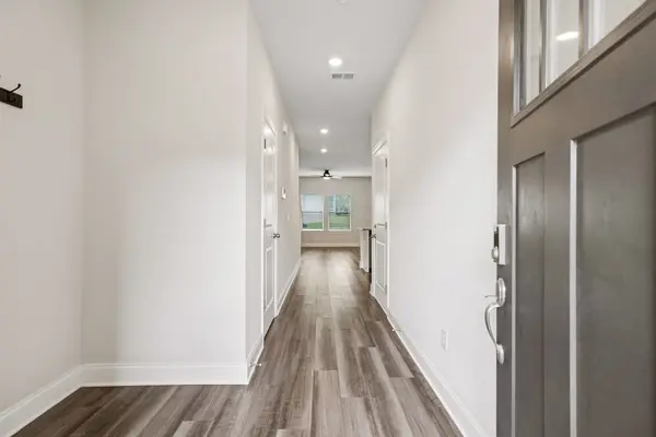 738 Prairie View Dr, Columbia, TN 38401