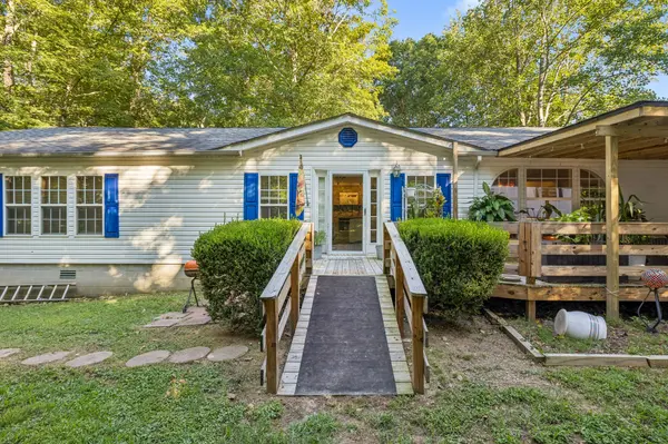 605 Lucas Rd, Dickson, TN 37055