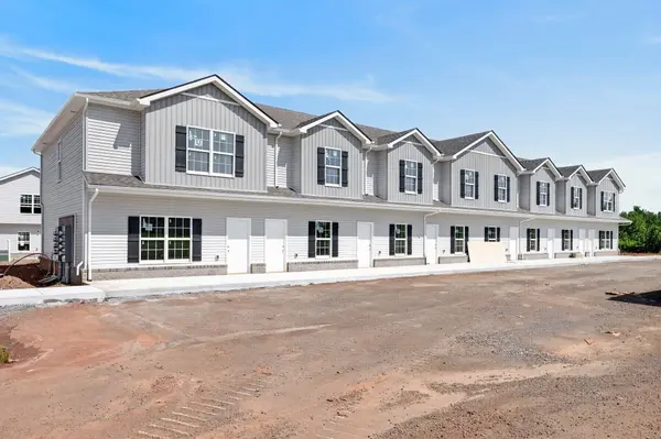 299 Summitcrest Drive #M Building, Clarksville, TN 37040