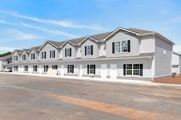 299 Summitcrest Drive #M Building, Clarksville, TN 37040