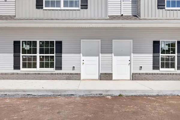 299 Summitcrest Drive #M Building, Clarksville, TN 37040