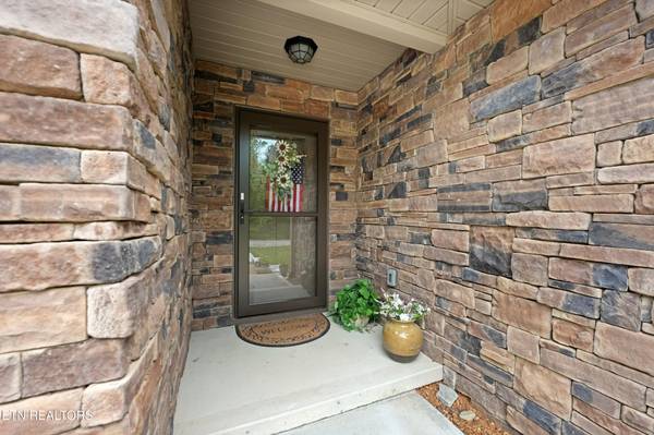 140 Laswell Lane, Crossville, TN 38558