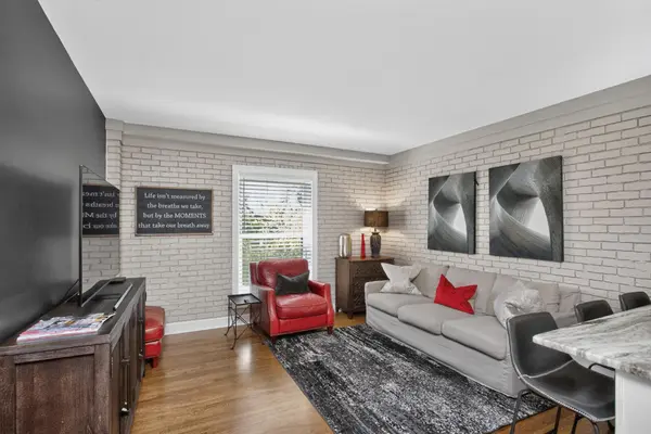 11 Music Sq #E #201, Nashville, TN 37203