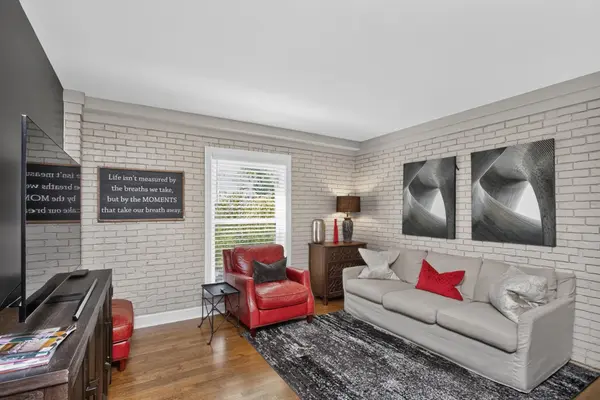 11 Music Sq #E #201, Nashville, TN 37203
