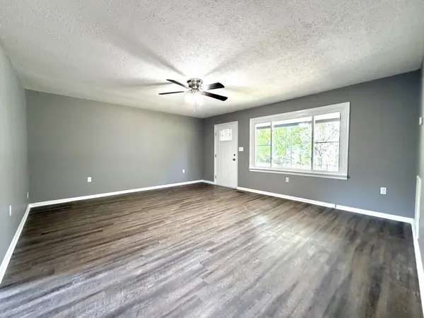 1710 Cumberland Heights Rd, Clarksville, TN 37040