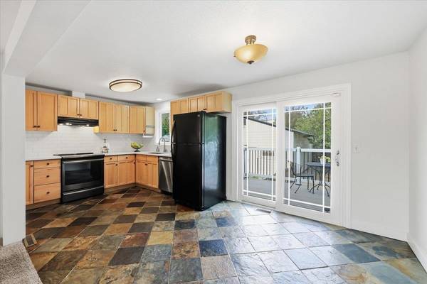 723 E 38th Ave, Spokane, WA 99203