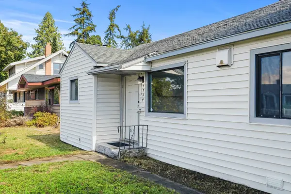 4724 N Maple St, Spokane, WA 99205