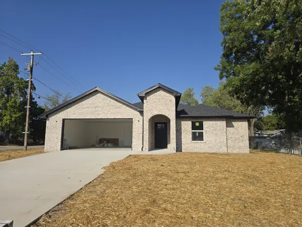 587 S Chicago AVE, Marionville, MO 65705