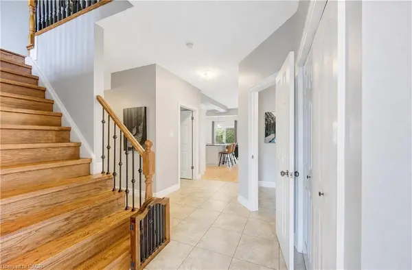 231 STEEPLERIDGE ST, Kitchener, ON N2P 2W1