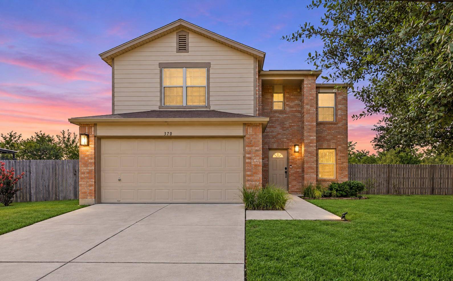 370 Holly Grove ST, Kyle, TX 78640