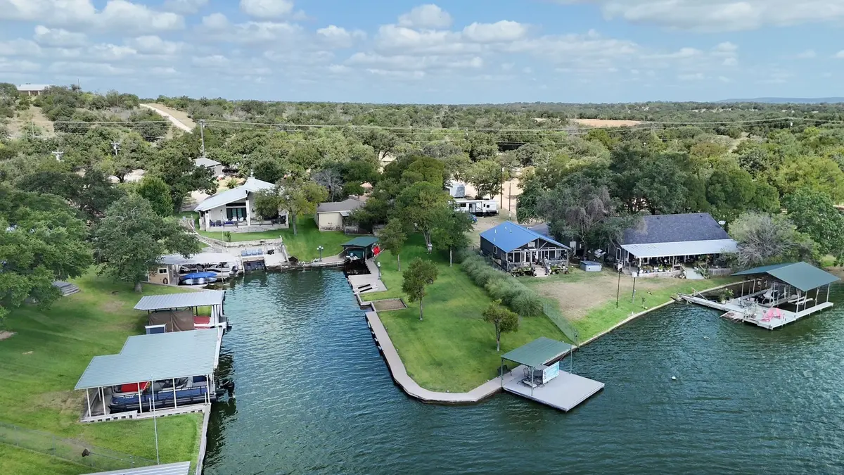 506 Ranch Road 2233, Sunrise Beach, TX 78643