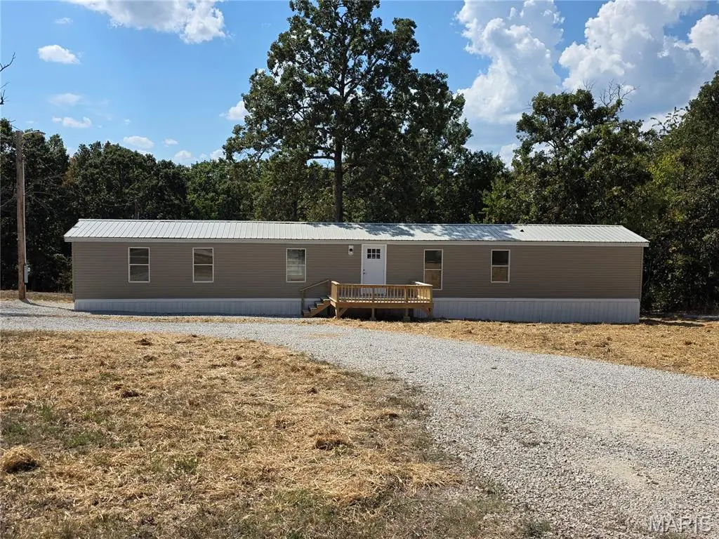 25632 Starlite DR, Laquey, MO 65534
