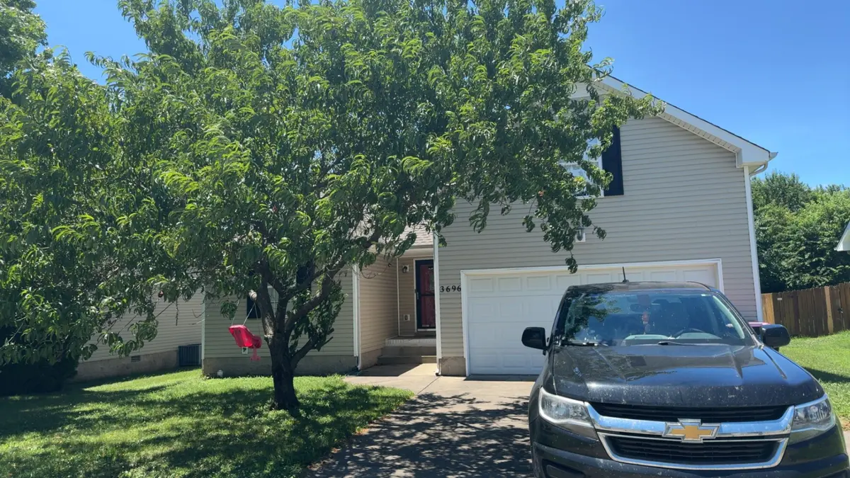 3696 Cindy Jo Dr #S, Clarksville, TN 37040