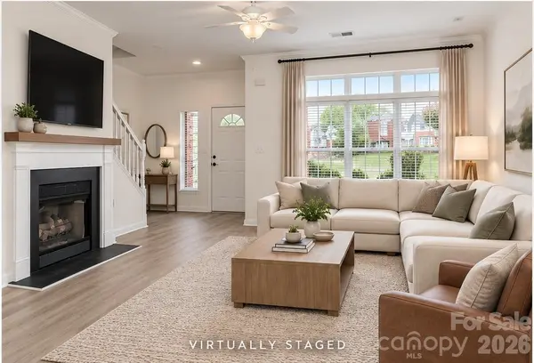 1139 Central Park CIR, Davidson, NC 28036