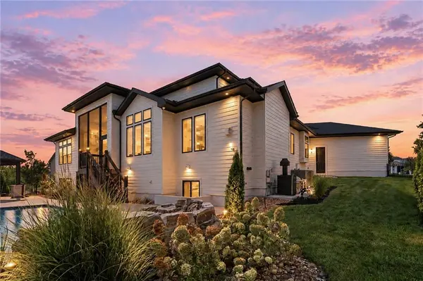 12300 W 169th ST, Overland Park, KS 66221