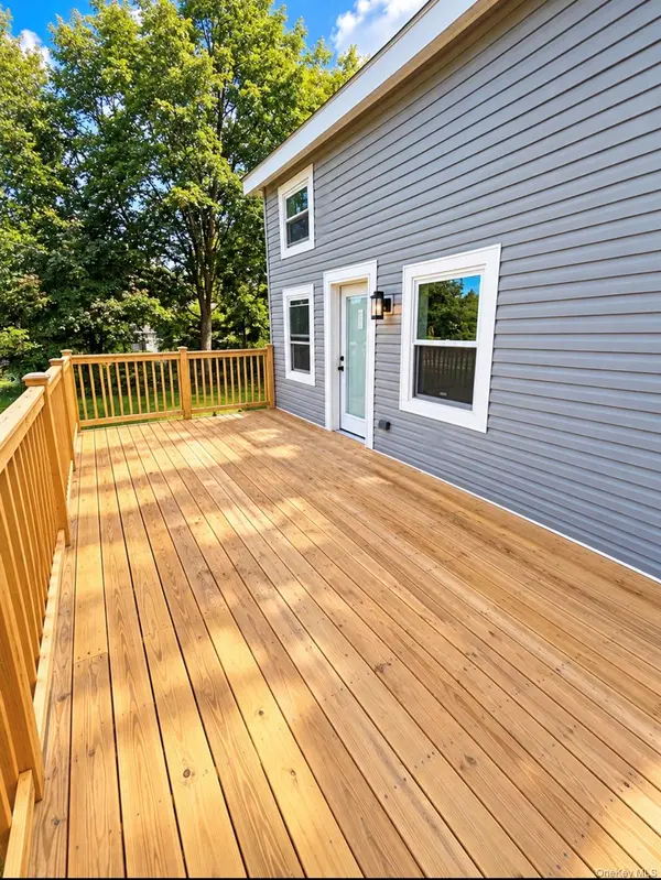 387 State Highway 97, Sparrowbush, NY 12780