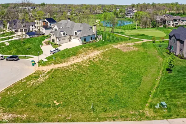 1366 Forest Hills DR, Westfield, IN 46074