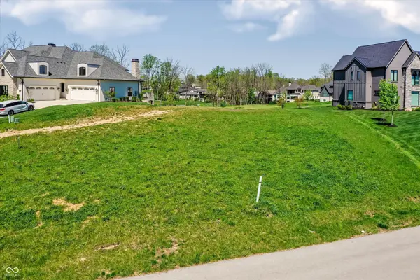 1366 Forest Hills DR, Westfield, IN 46074