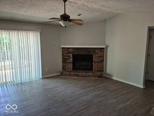 4210 Oil Creek DR, Indianapolis, IN 46268