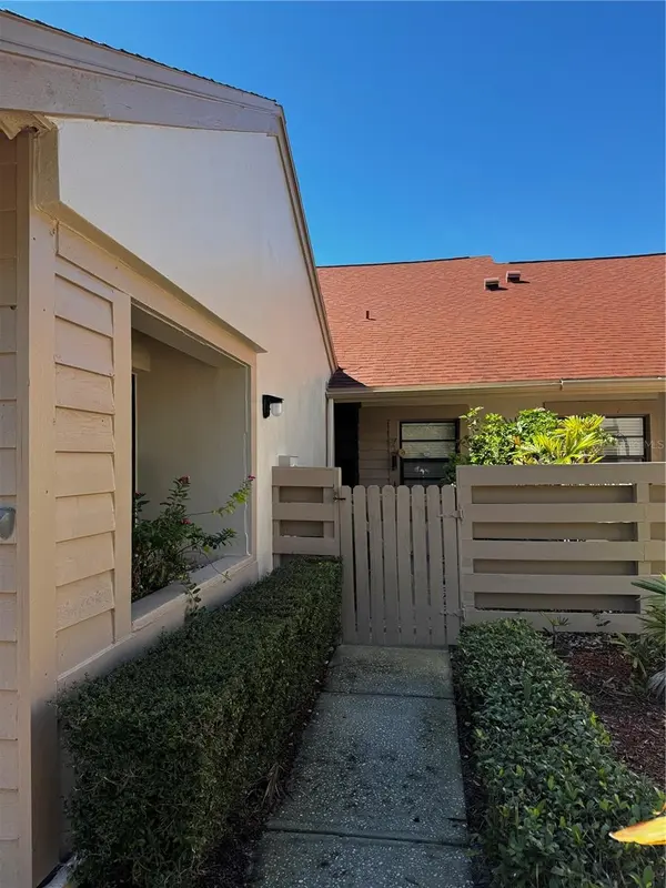 3670 IMPERIAL RIDGE Pkwy, Palm Harbor, FL 34684