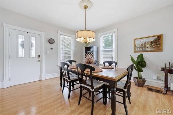 3722 French AVE, St Louis, MO 63116